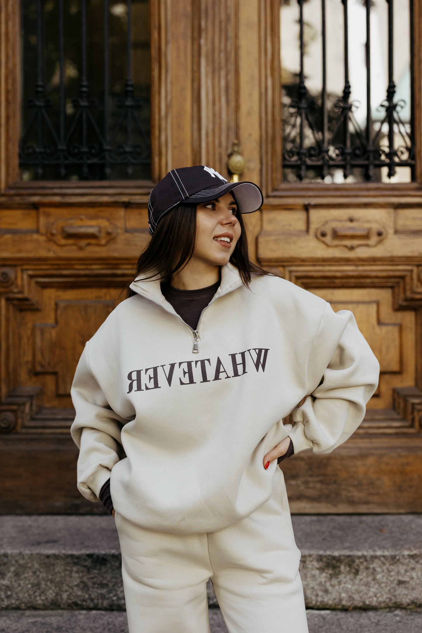 Dres oversize'owe na polarze MLECZNY