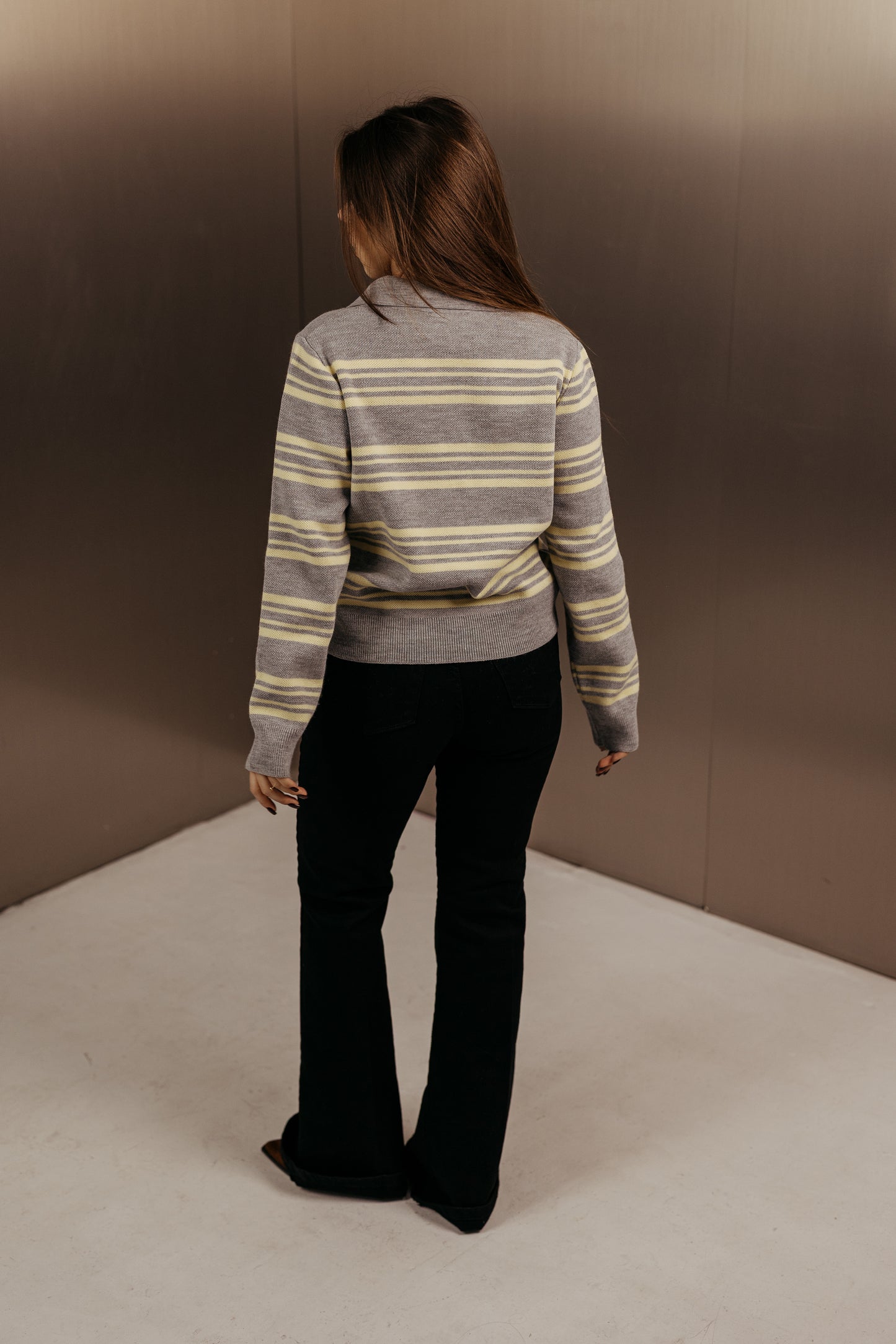 Sweter z kołnierzykiem