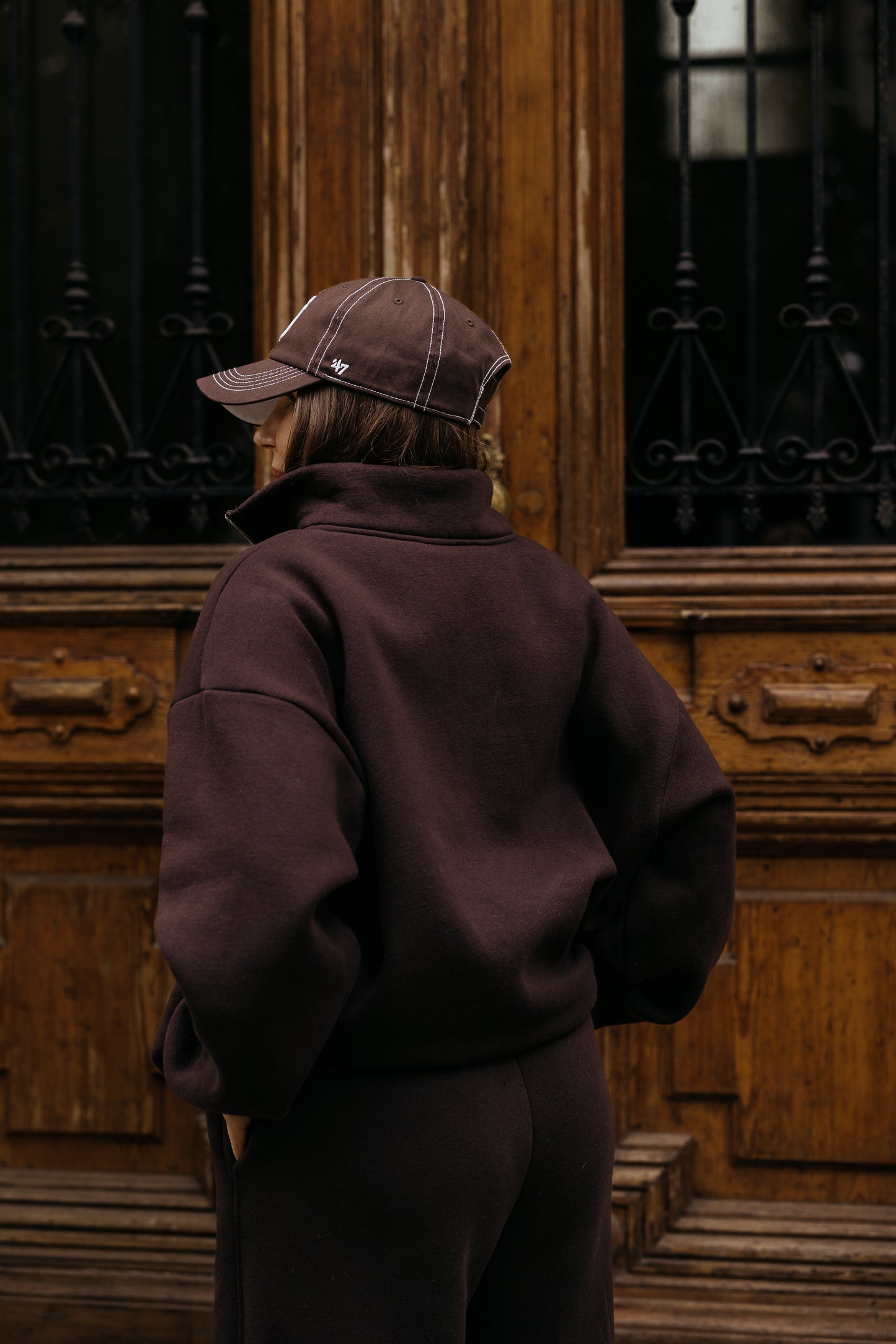 Dres oversize'owe na polarze BRĄZOWY