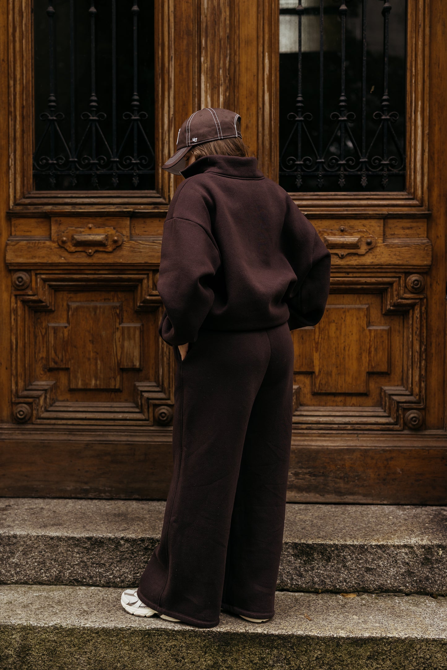 Dres oversize'owe na polarze BRĄZOWY